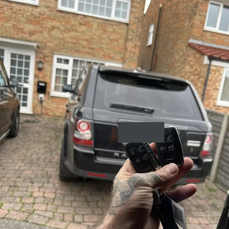 Spare smart keys supplied for a Range Rover
