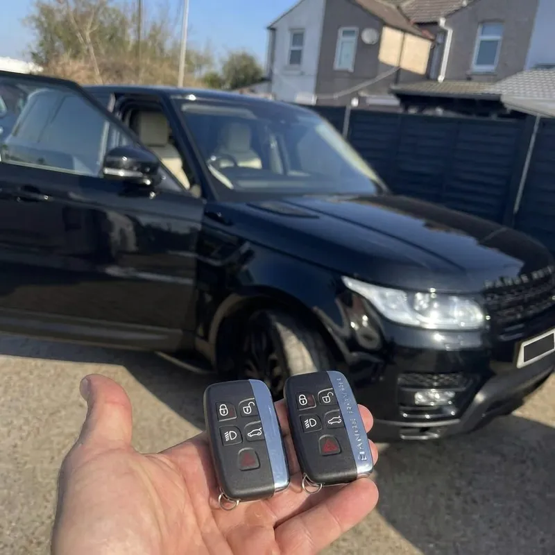 Two new smart keys programmed for a Range Rover Sport