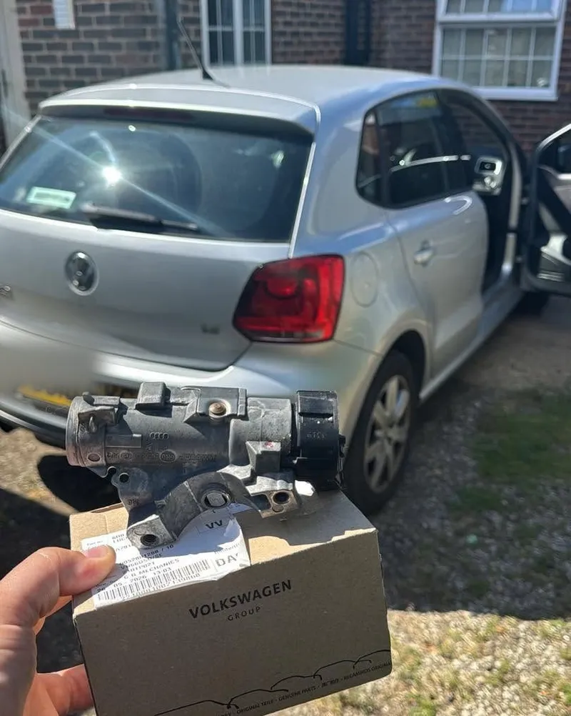 Ignition barrel and key replaced for a VW Polo